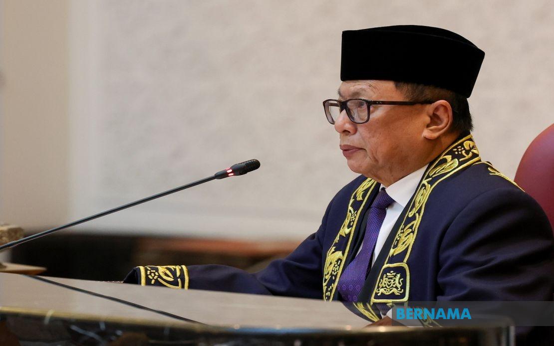 Puad Zarkashi Quits UMNO, Accuses Johor Chief Onn Hafiz of Being 'Yes-Man' and Reducing Party to 'Tethered Puppet'