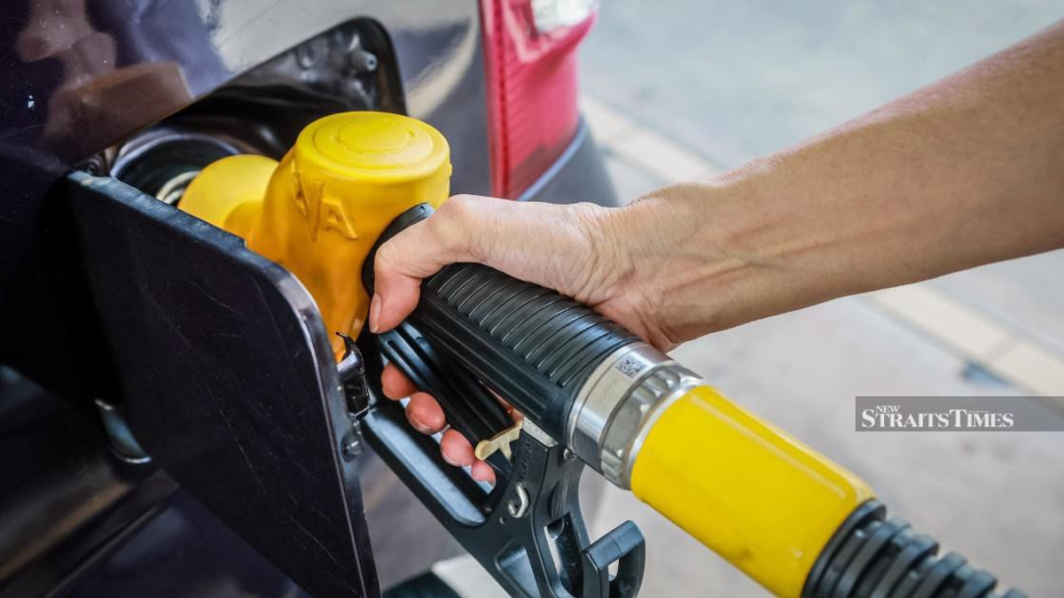 Malaysia Maintains RON95 Price Cap at RM1.99 Despite Rising Global Oil Costs