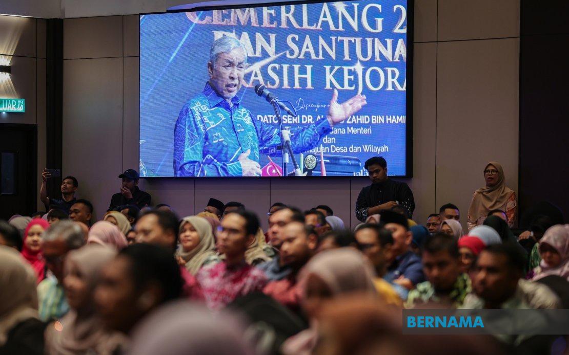 BN's Johor Campaign 'Vibrant', Zahid Insists as Coalition Targets Decisive Win