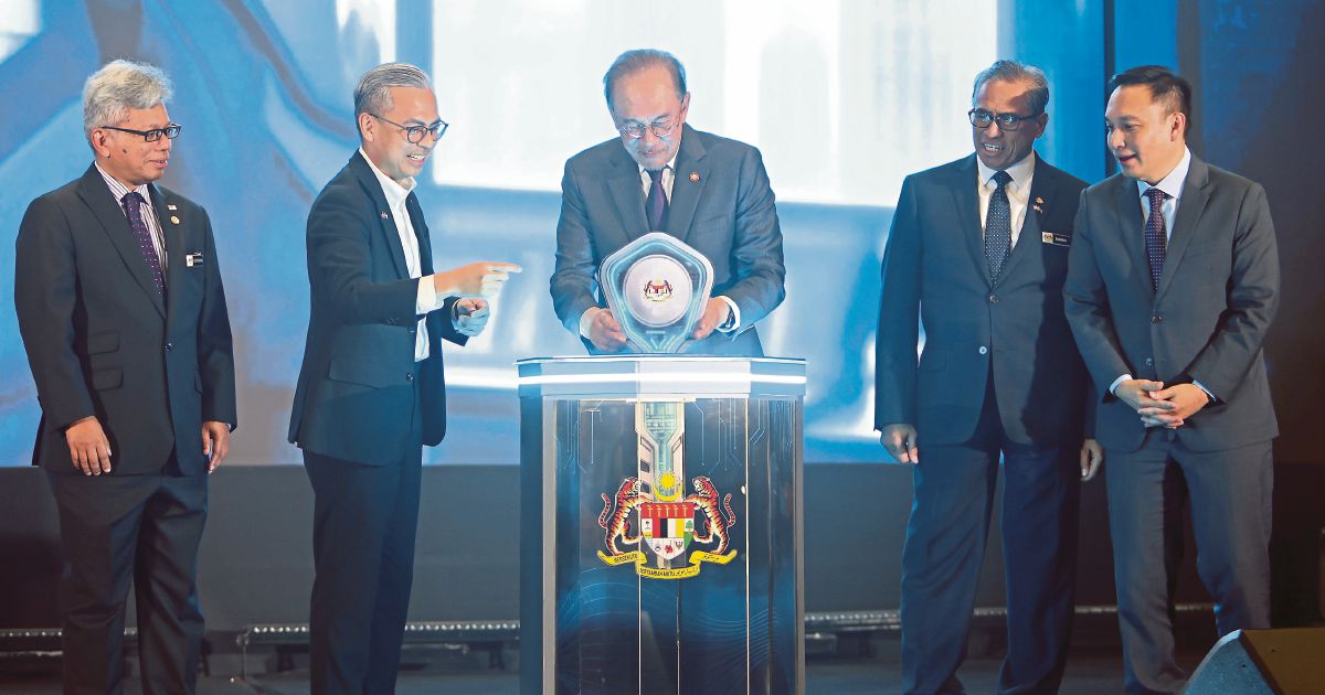 Malaysia must reinvent security strategy to combat emerging threats beyond traditional forces