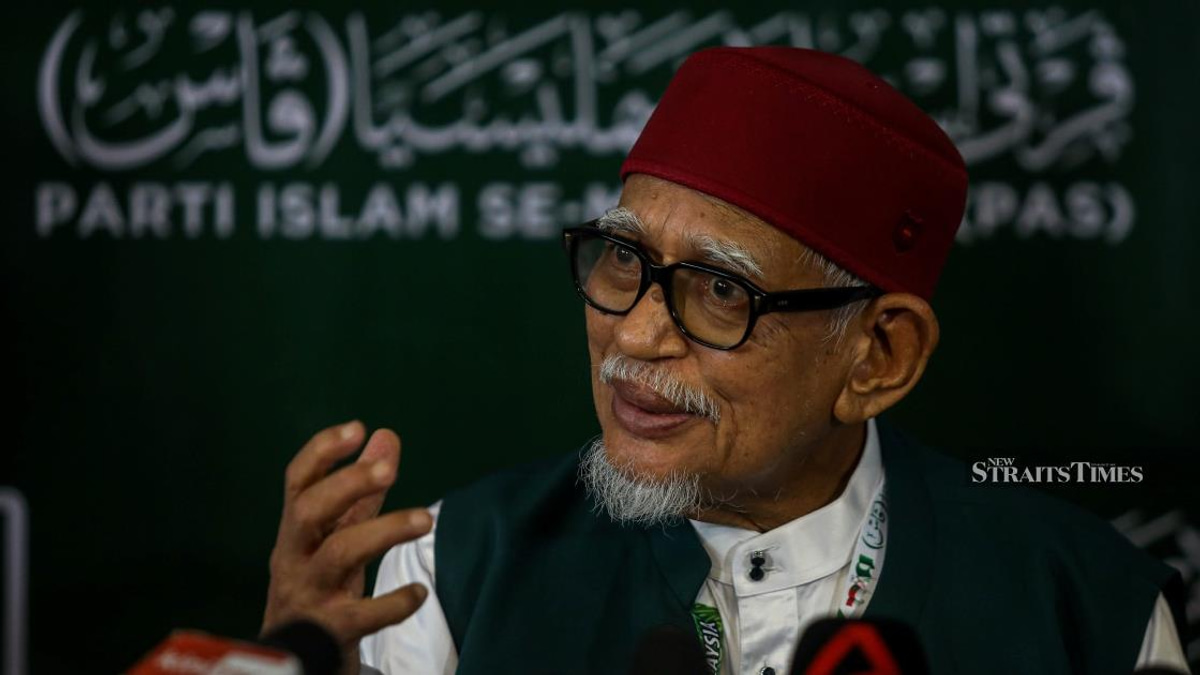PAS Chief Rejects Suggestions That BN-PN Alliance Is Political Theatre