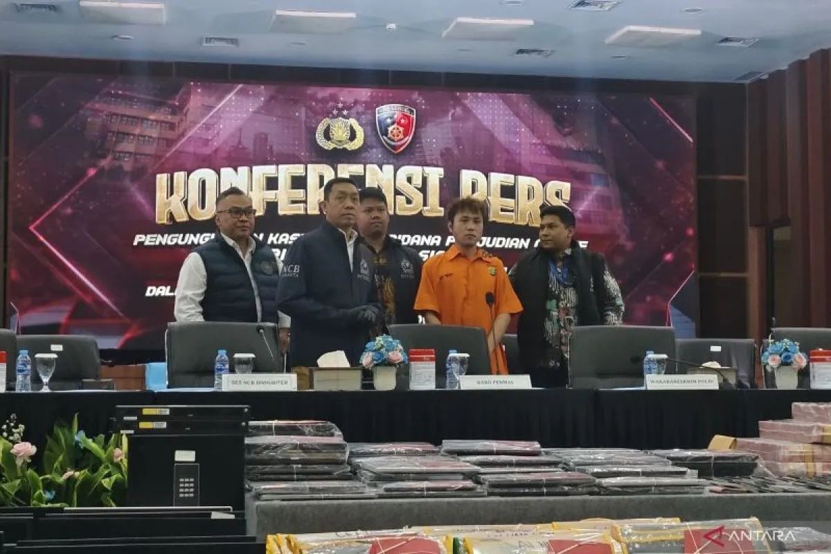 Chinese fugitive wanted for international online fraud arrested at Jakarta airport
