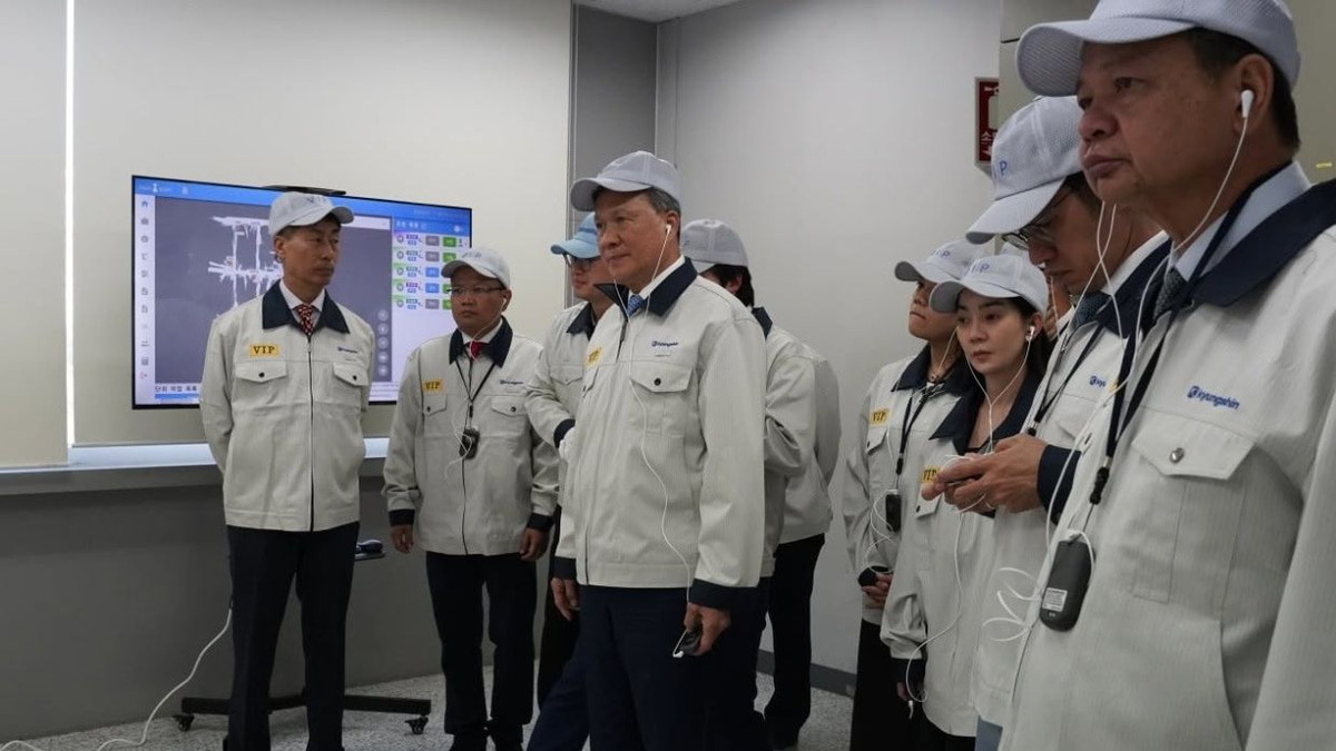 Cambodia Courts South Korean Investment in Tech and Auto Components to Transform Manufacturing Economy