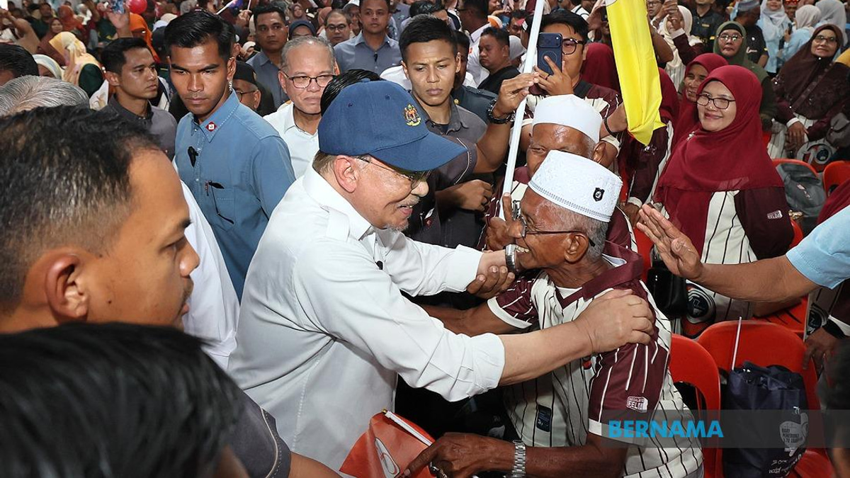 Government Unveils RM29 Million Development Package for FELDA Communities at 70th Anniversary Celebration