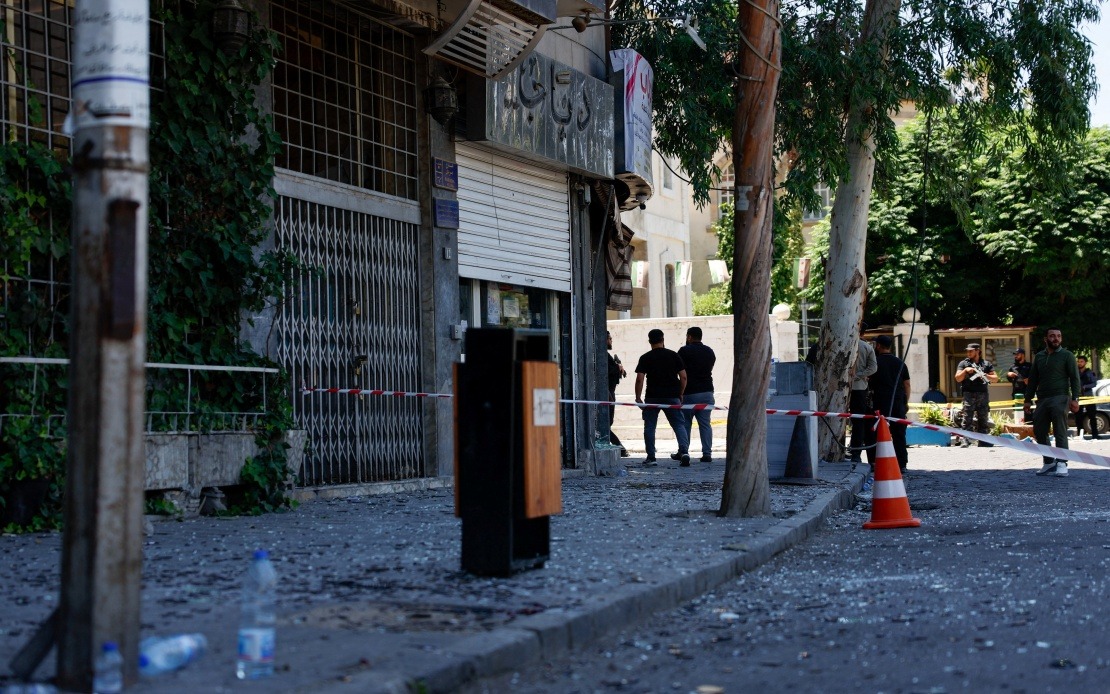 Damascus Bombings Strike Syrian Capital During Macron's Historic Visit