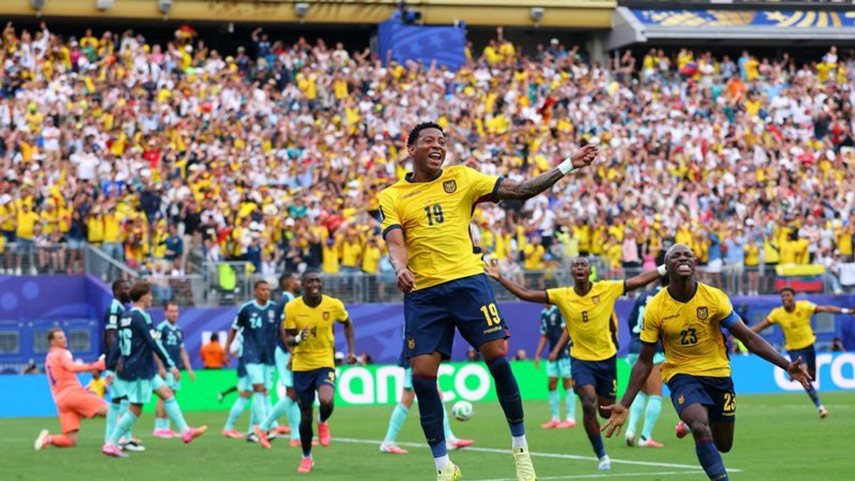 Ecuador stuns Germany to claim World Cup knockout berth in dramatic Group E finale
