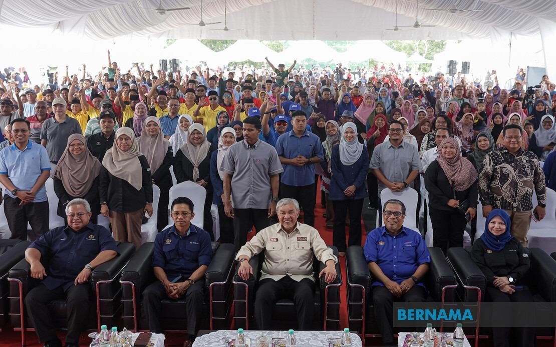 Ahmad Zahid: Fresh Political Alliances Critical for Malaysia's Stability