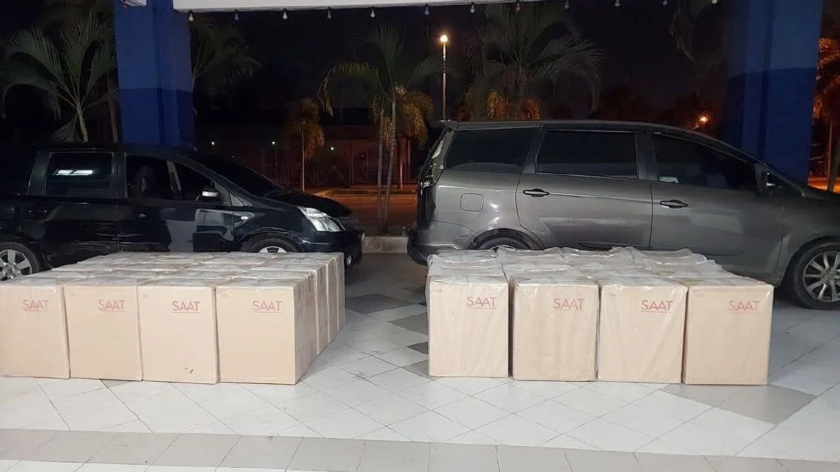 Man Held After High-Speed Pursuit Yields RM813,000 Haul of Illicit Cigarettes