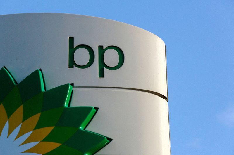 Major US Retailers Sued Over Alleged AI-Driven Gas Price Fixing in California