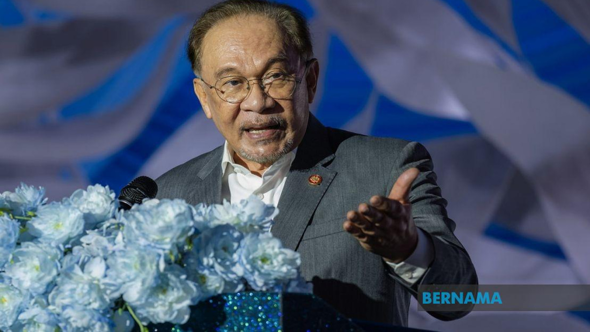 Malaysia Will Immediately Deport Israeli Nationals, PM Anwar Declares