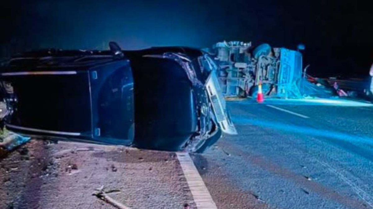 Three DPM Zahid's Media Officers Injured in East Coast Expressway Collision