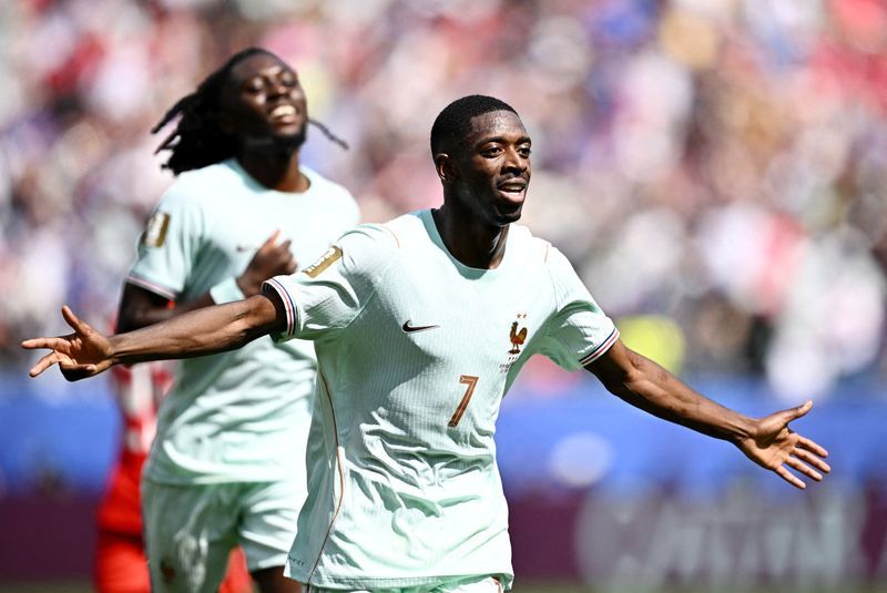 Dembele's hat-trick sends France through with dominant 4-1 win over Norway