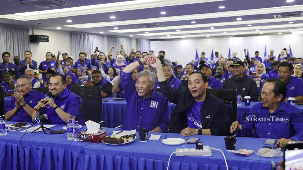 Barisan Nasional Surges Past Simple Majority in Johor Election, Leading in 40 Seats