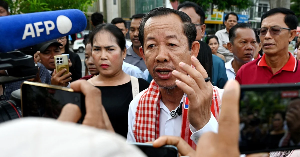 Cambodia's Supreme Court Upholds Election Ban on Opposition Figure Rong Chhun
