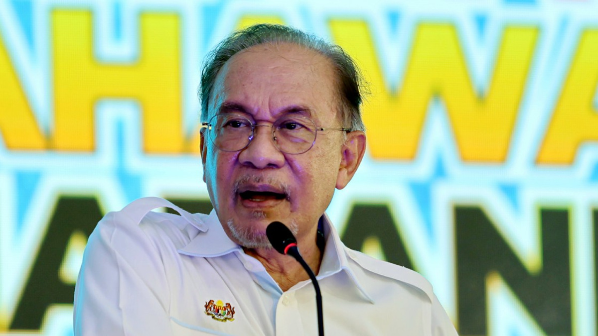 In Final Hours, Anwar Taps TikTok to Reach Negri Sembilan Voters