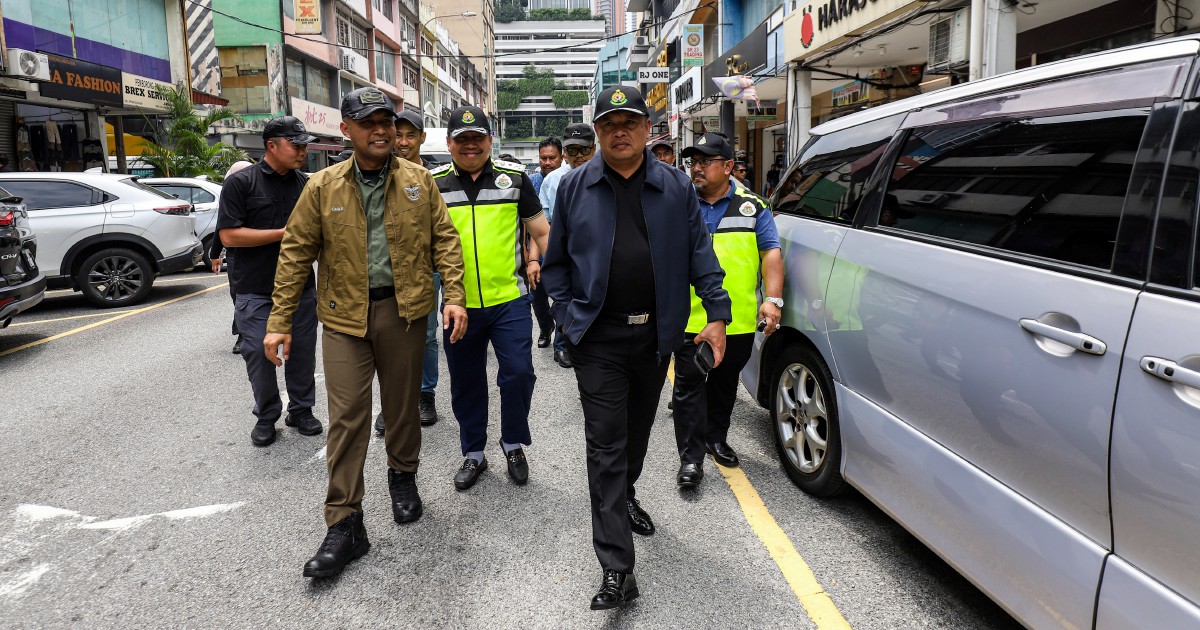 111 Undocumented Migrants Arrested in Immigration Crackdown at Kuala Lumpur Shopping Precinct