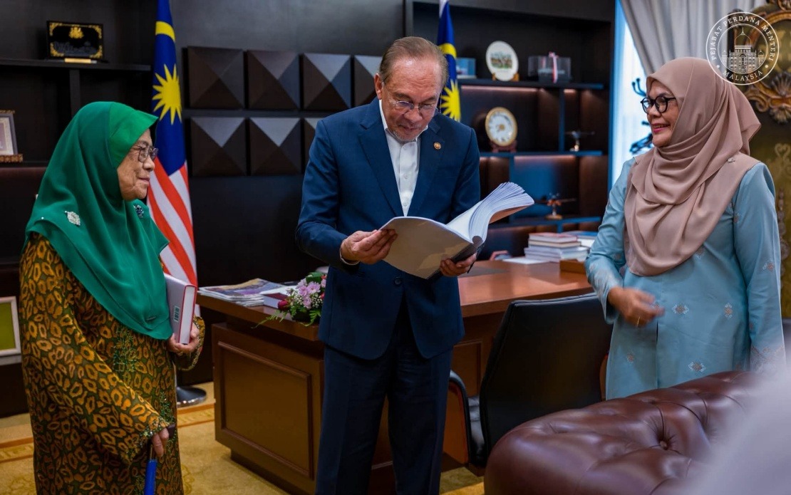 Anwar's Intellectual Legacy: New Book Documents PM's Political Philosophy and Vision