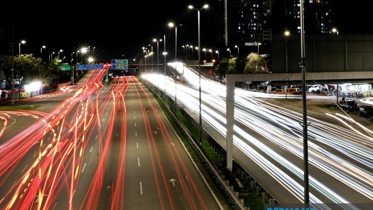 Speed Testing On Public Roads Now Subject To Legal Action, Says Deputy Transport Minister