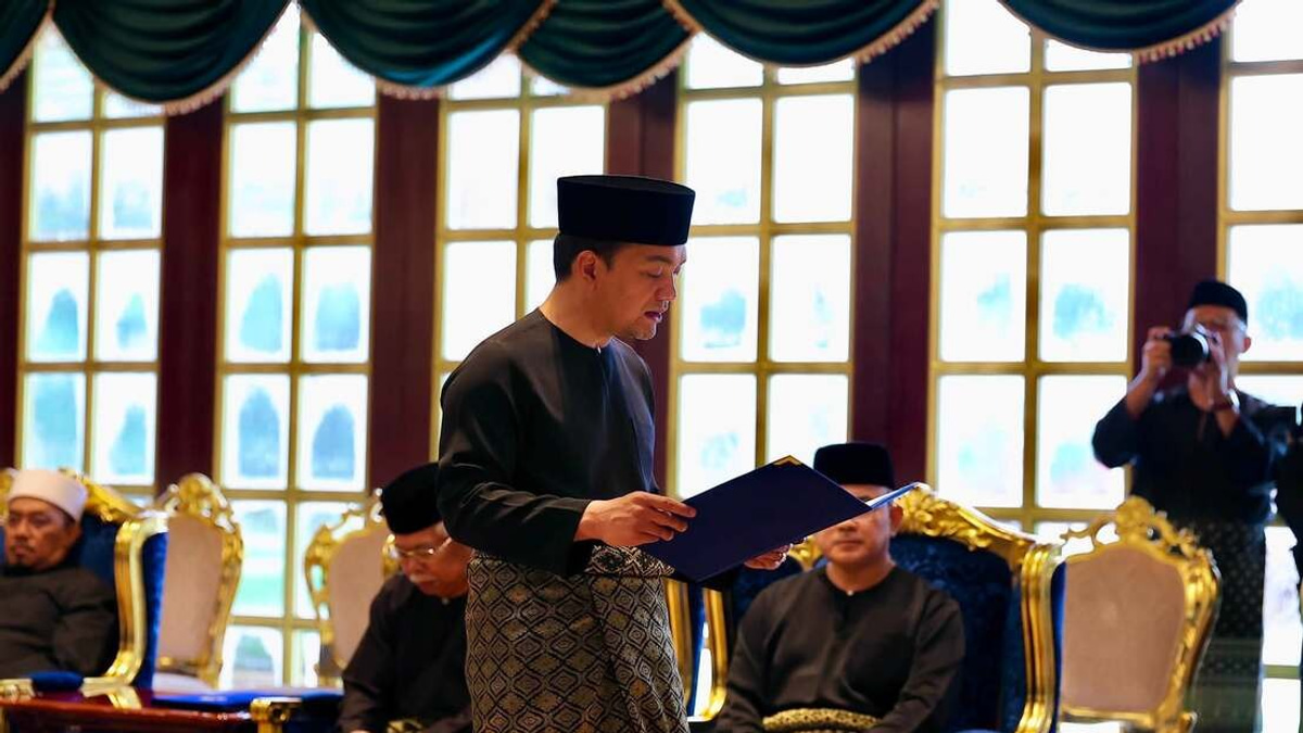 Ahmad Zahid Congratulates Onn Hafiz On His Appointment As Johor Menteri Besar