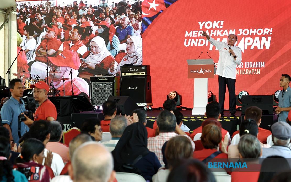 Anwar Urges Johor Election Candidates to Drop Najib Release Campaign Tactics