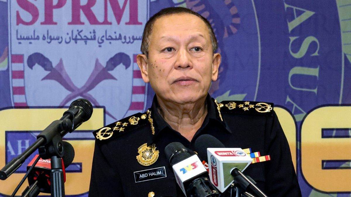 MACC Wraps Up Four-Day Grilling of Ex-CFO in RM370 Million Share Deal Inquiry